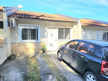 Casa no Condom�nio Alta Vista